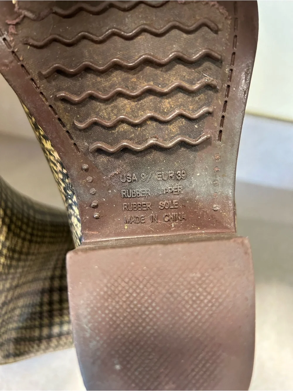Corkys Womens Brown Houndstooth Rubber Western Rain Boots Academia Preppy Sz 9